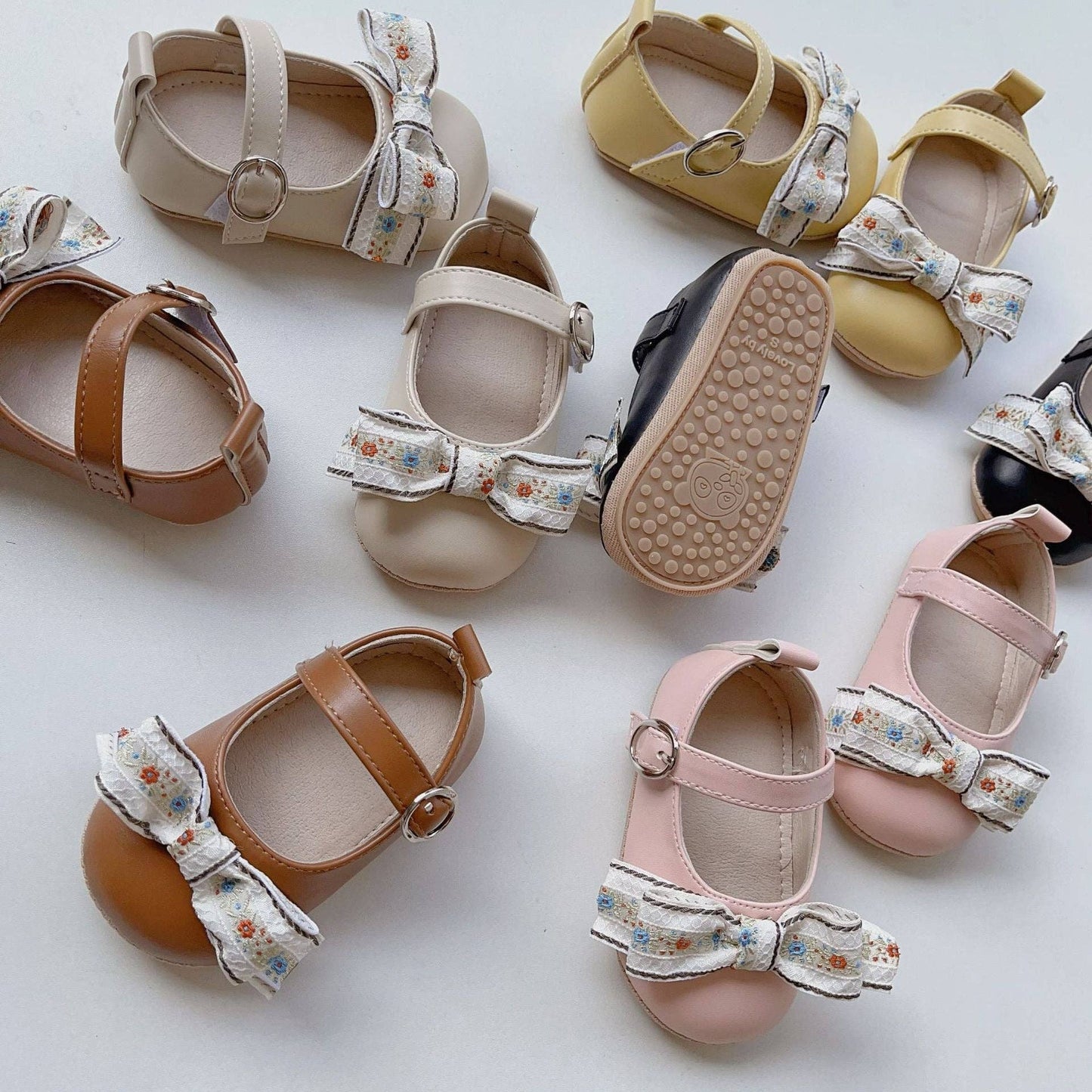 New Arrival Baby Girl Floral Embroidery Bow Toddler Soft-Sole Anti-Slip Walking Shoes: Beige / Insole length 11.00 cm - Edwina Alexis