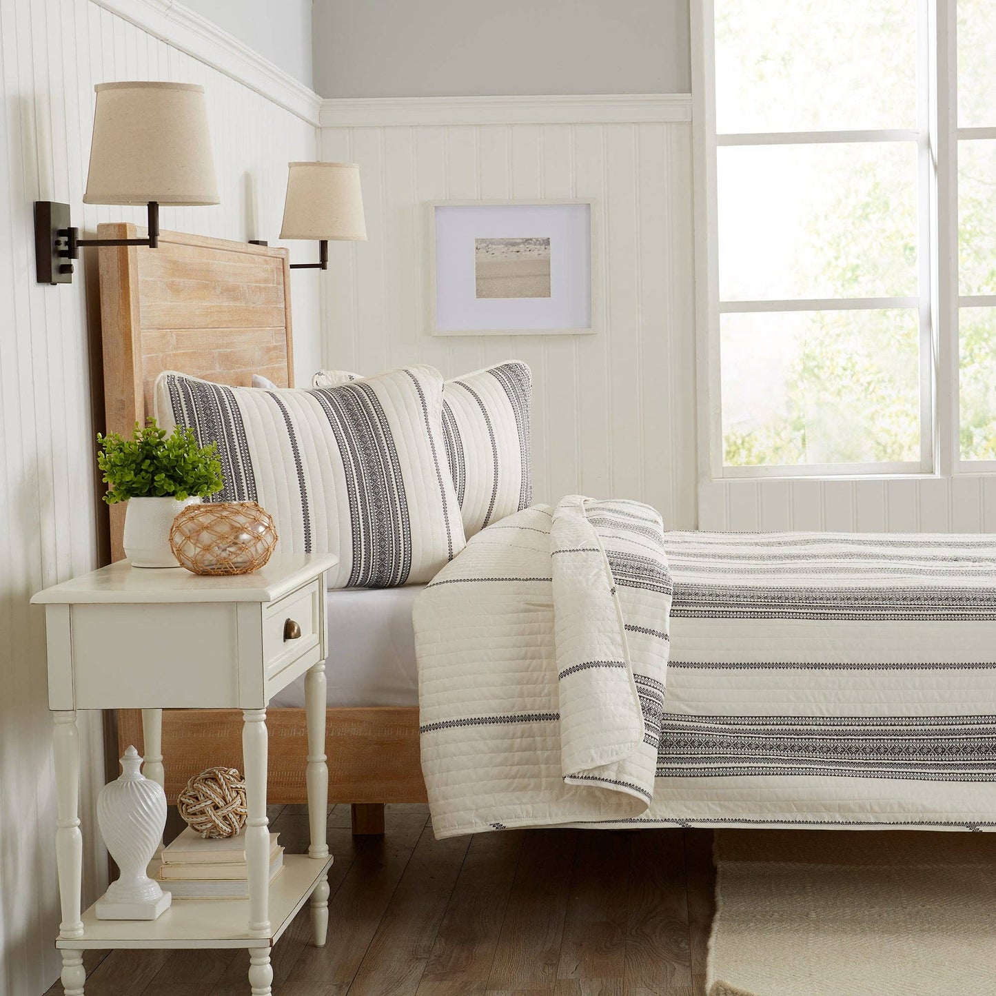 3-Piece Stripe Quilt - Wesley Collection: Wesley - White/Green / Twin - Edwina Alexis