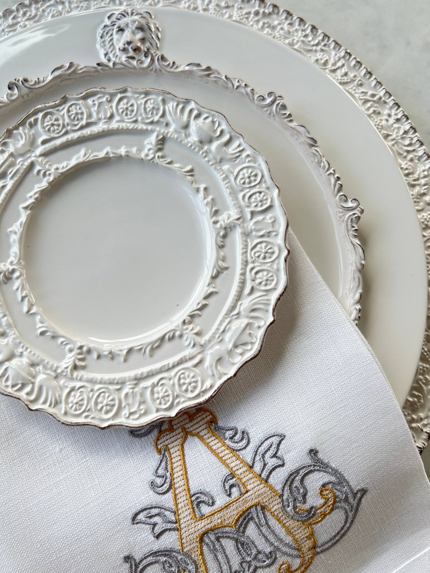 Vintage Vine Monogram Tri-Fold Napkin: V