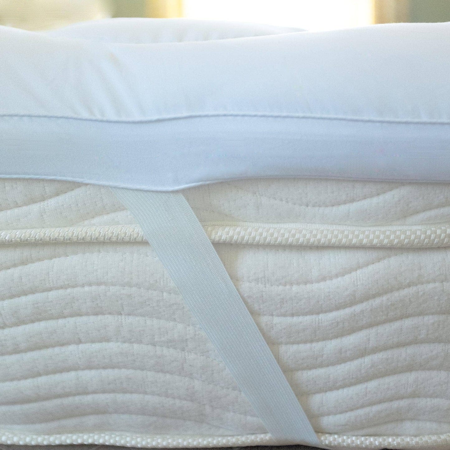 2 Inch Thick Hypoallergenic mattress Topper - Kyla Collectio: White / Twin XL - Edwina Alexis