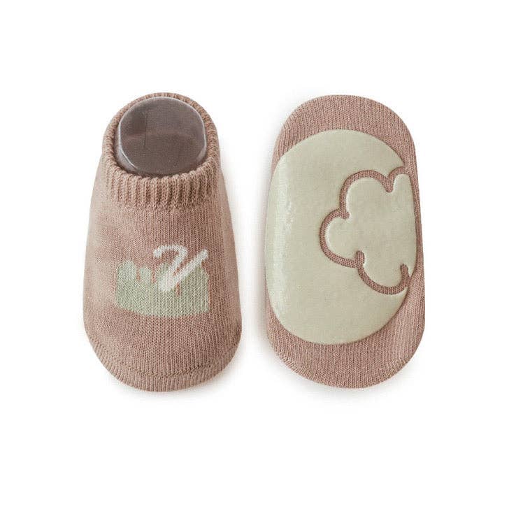 Kids Girl Embroidered Pattern Non-Slip Floor Soft Socks: White / S (0-1Y) - Edwina Alexis