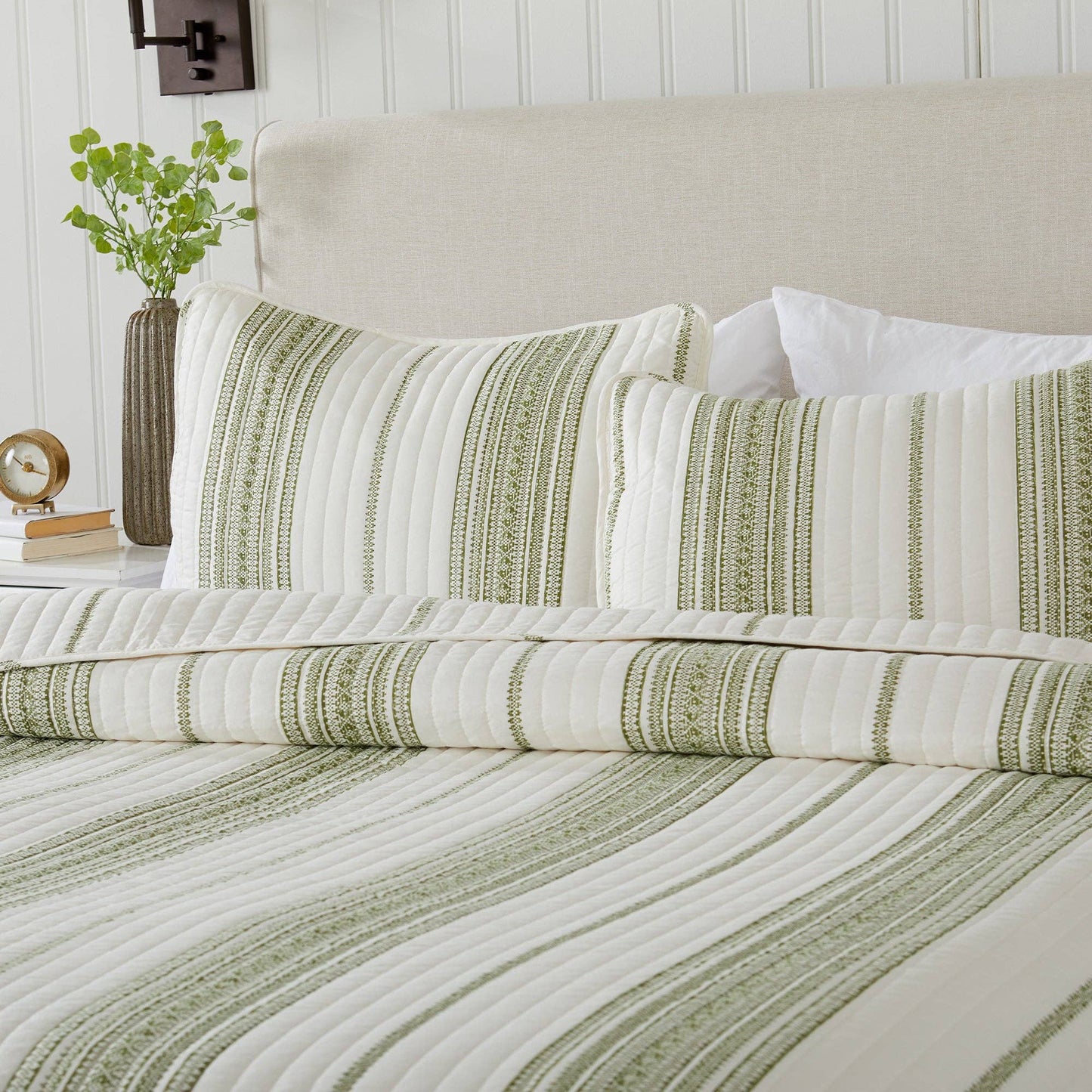 3-Piece Stripe Quilt - Wesley Collection: Wesley - White/Green / Twin - Edwina Alexis