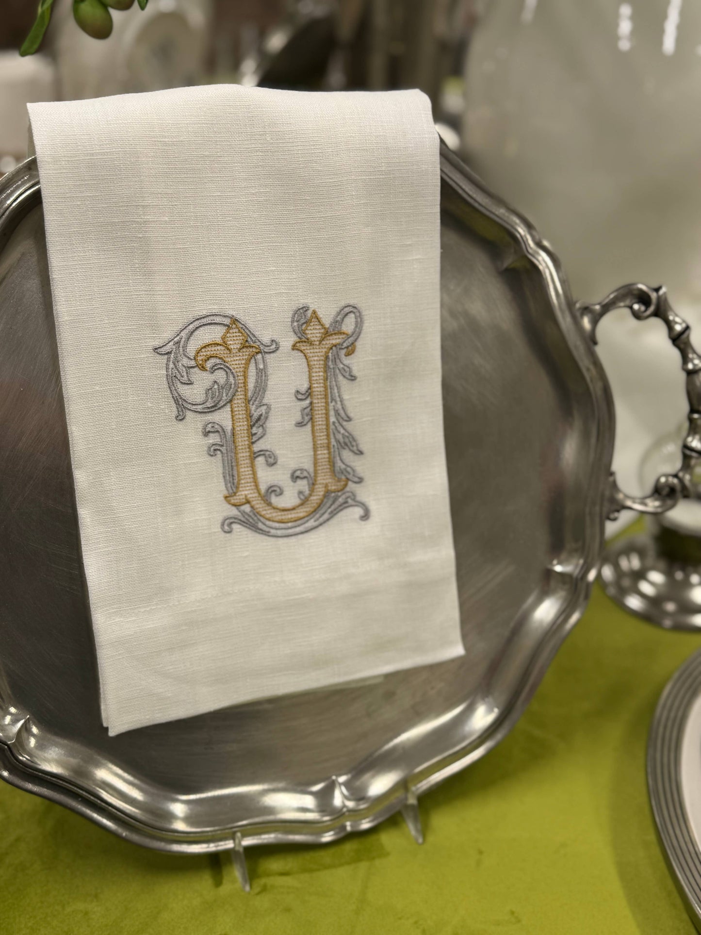 Vintage Vine Monogram Linen Towel: V