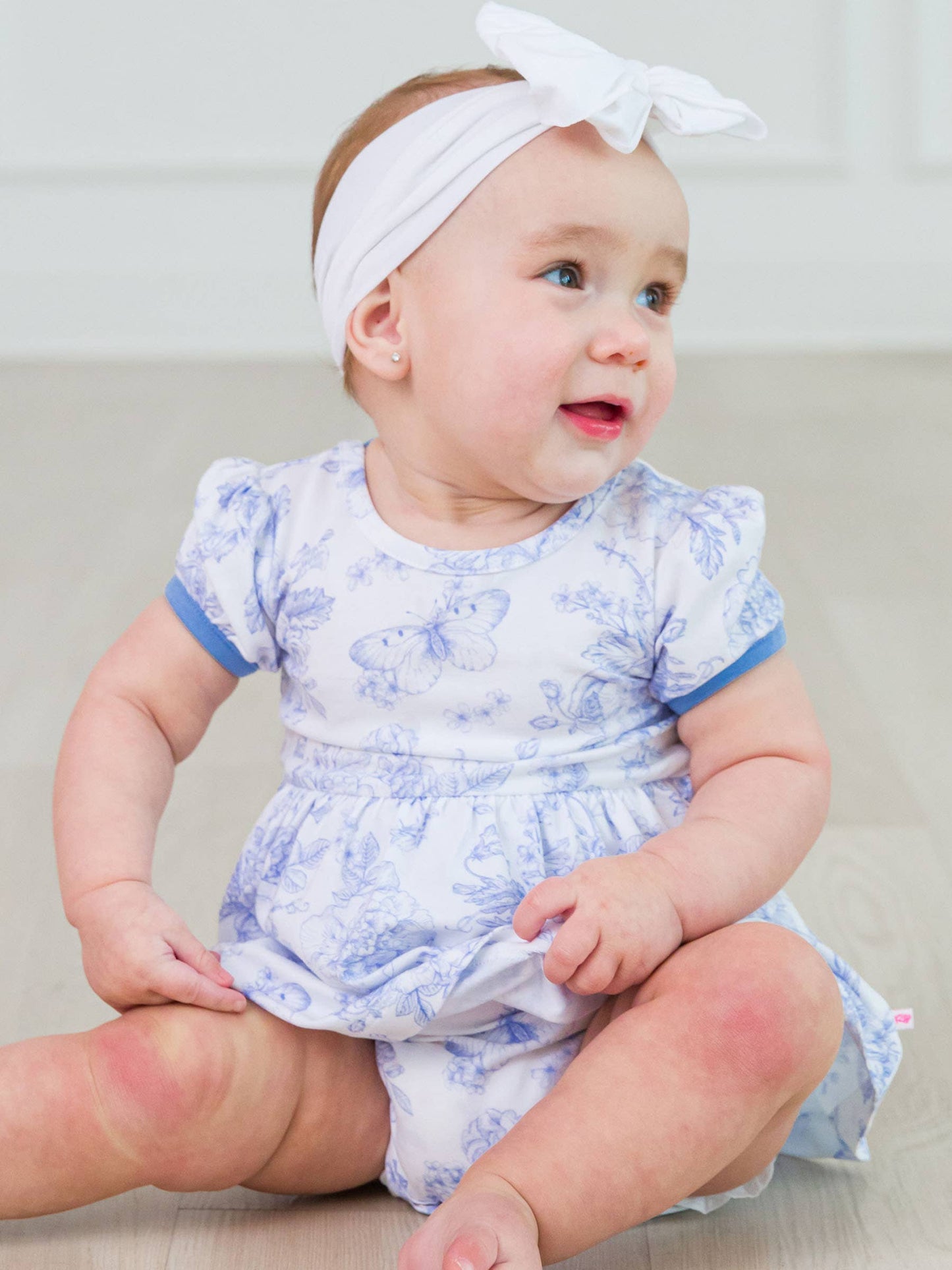 Baby Girls Periwinkle Blue Butterfly Garden Toile Short Sleeve Bow Twirl Romper
: Blue / 12-18m