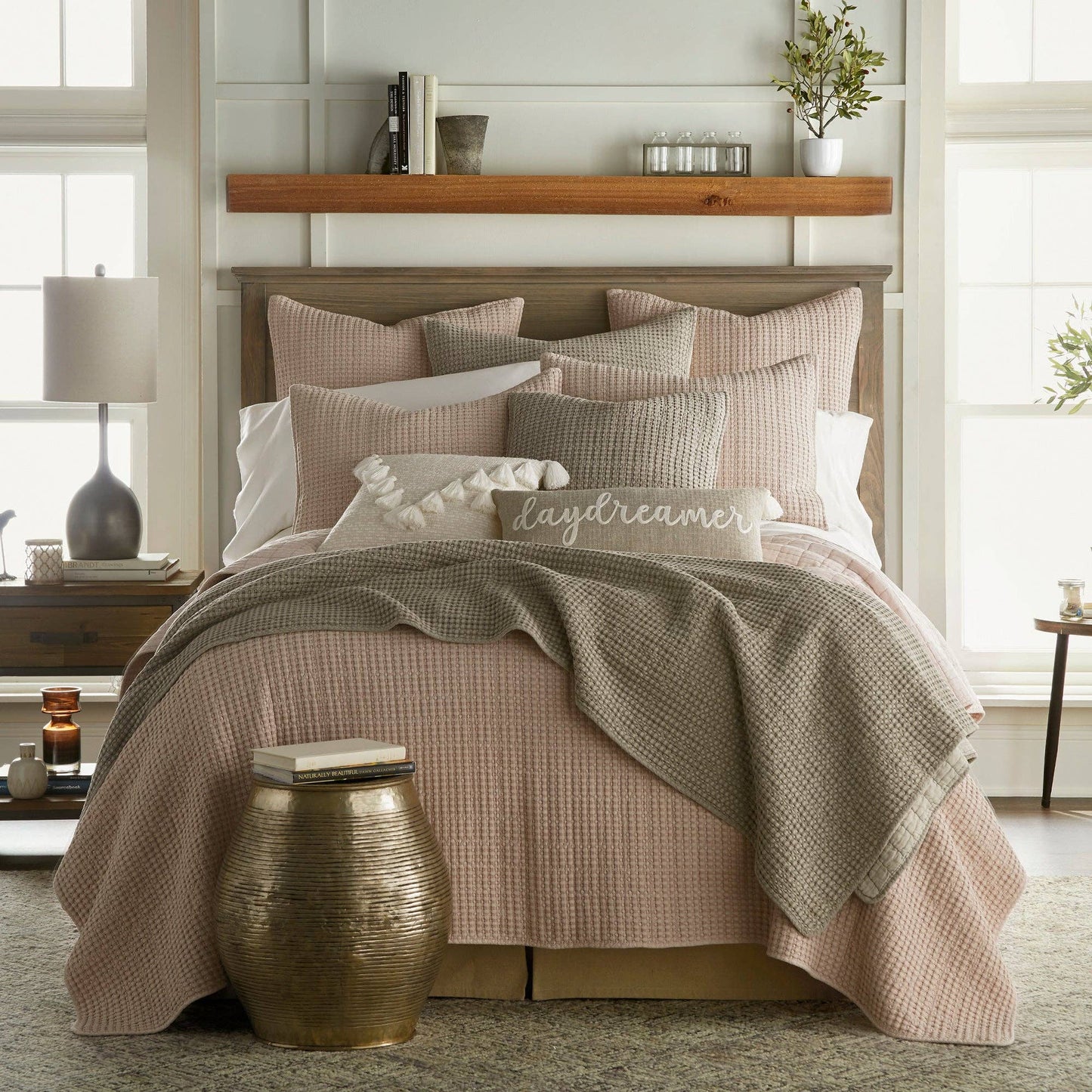 Mills Waffle Quilt Set: White / Full/Queen