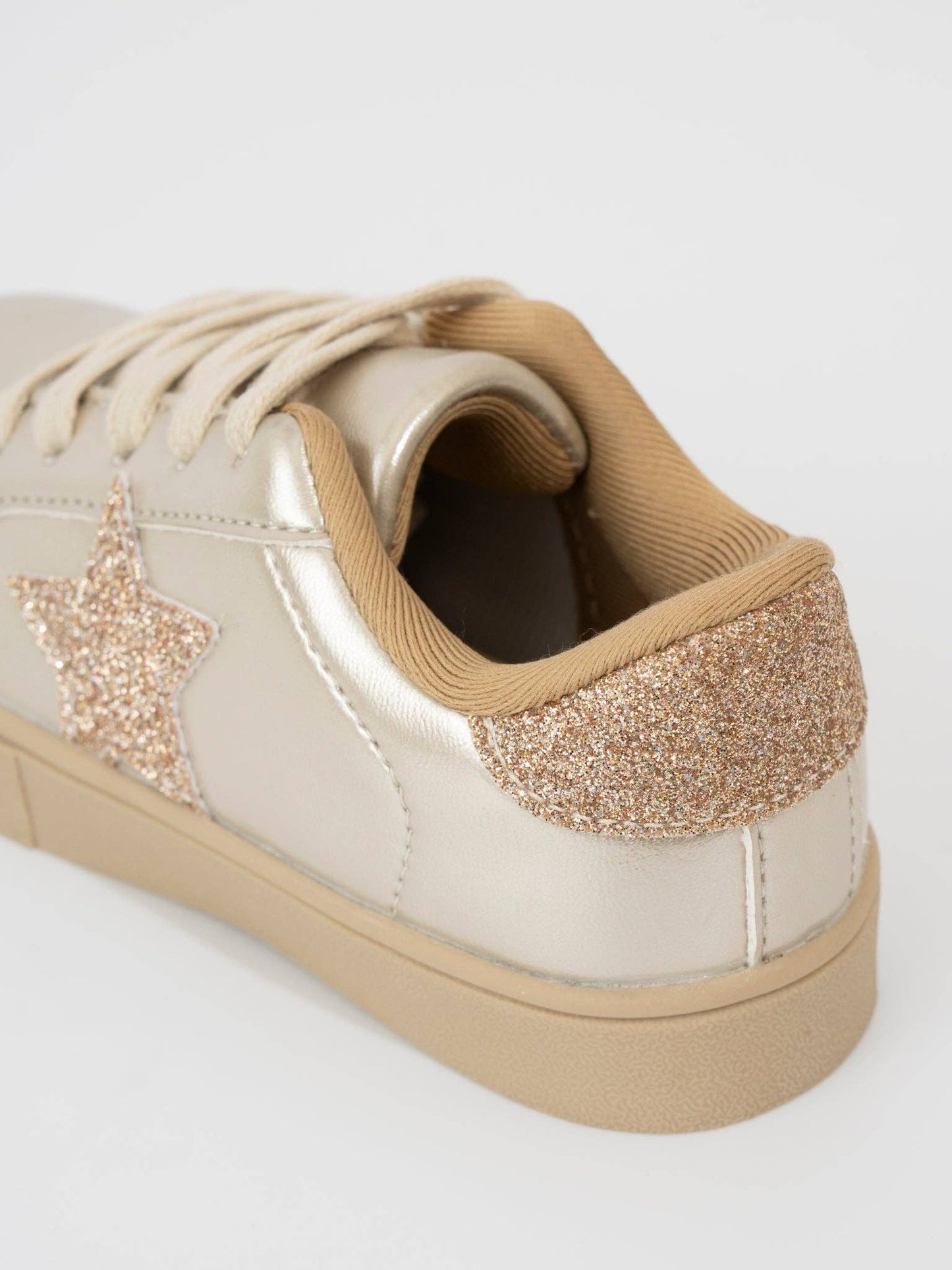 Girls' Holographic Sparkle Star Sneaker - Gold: 2Y