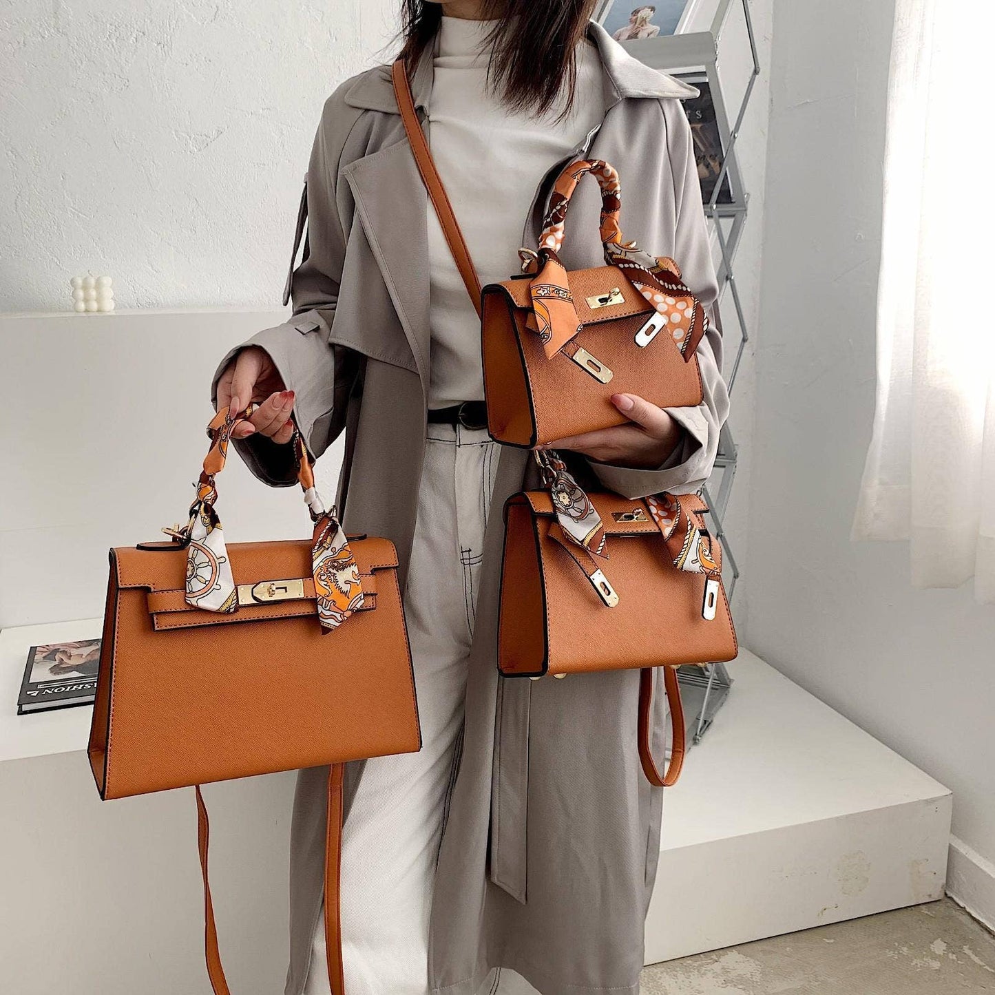 New Kelly Mini Bag Stylish Spacious Handbag for Women