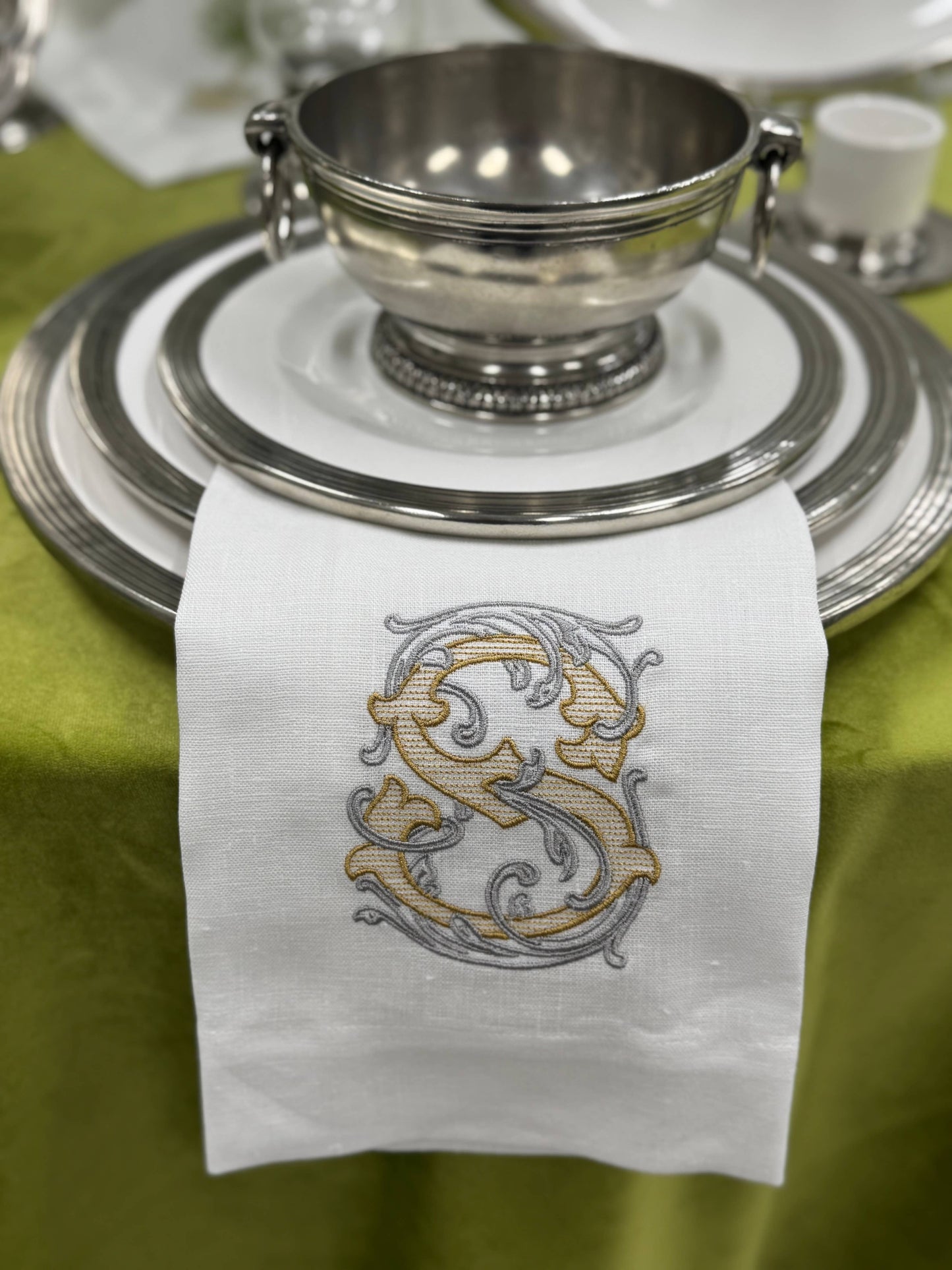 Vintage Vine Monogram Linen Towel: V