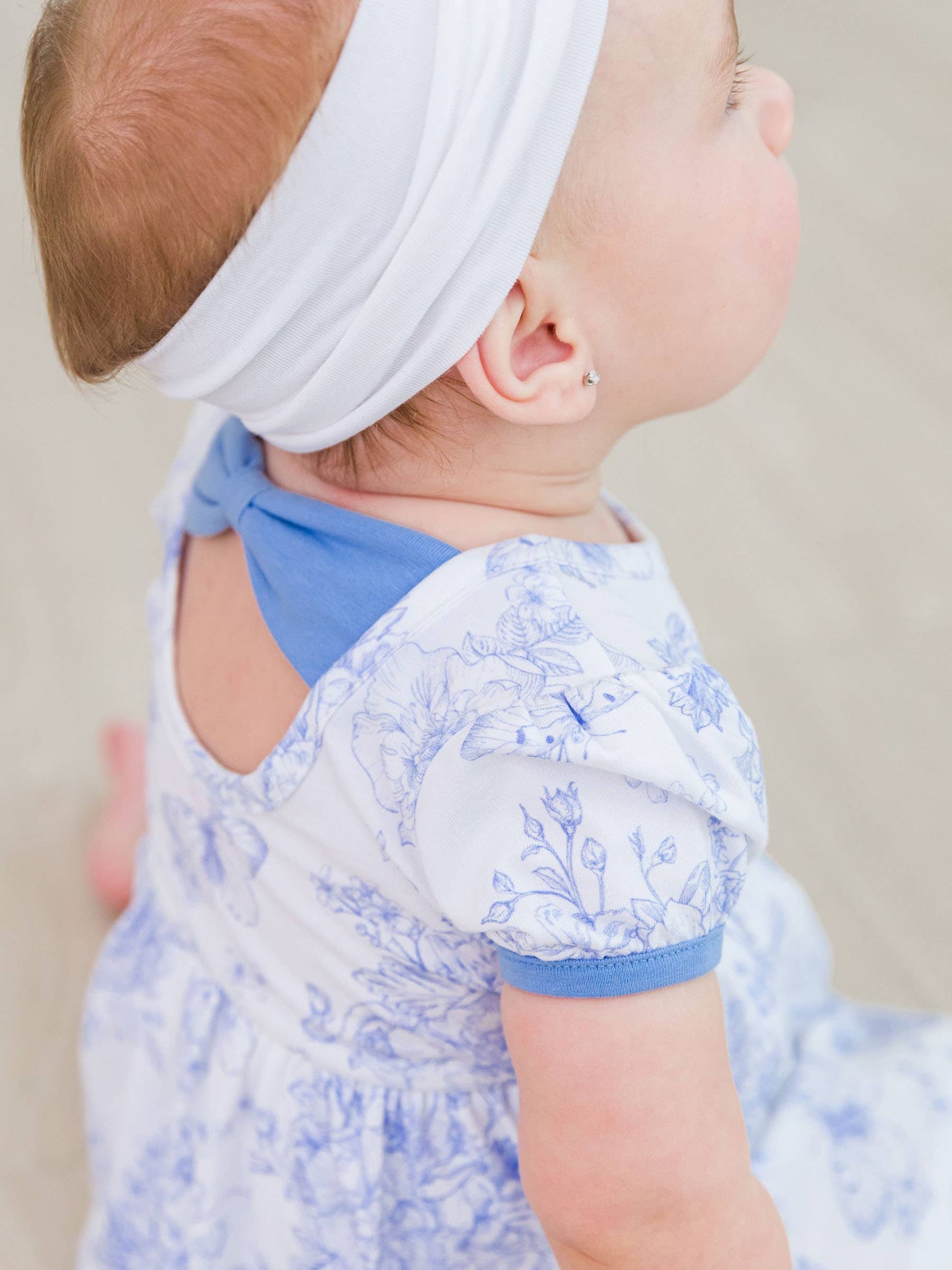 Baby Girls Periwinkle Blue Butterfly Garden Toile Short Sleeve Bow Twirl Romper
: Blue / 12-18m