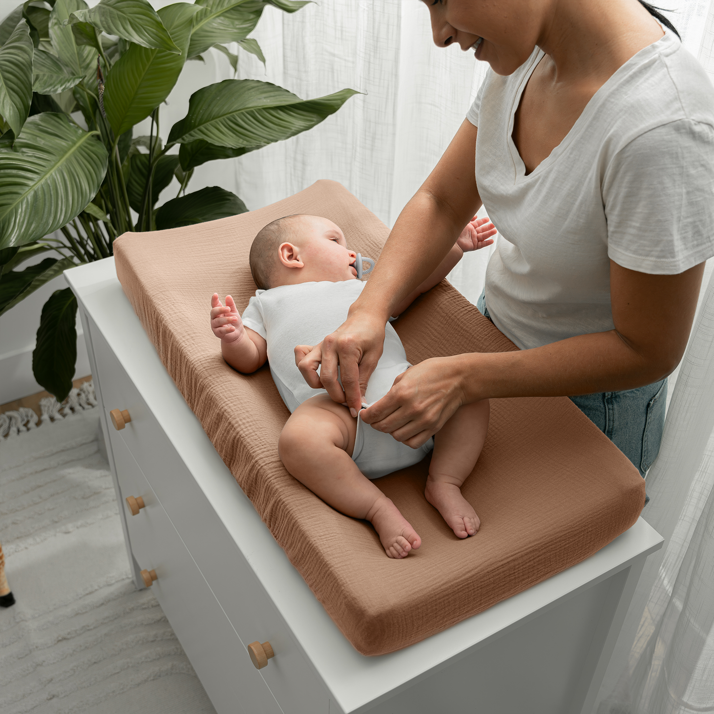 Muslin Fitted Changing Pad Cover, Extra Soft  by Comfy Cubs: White