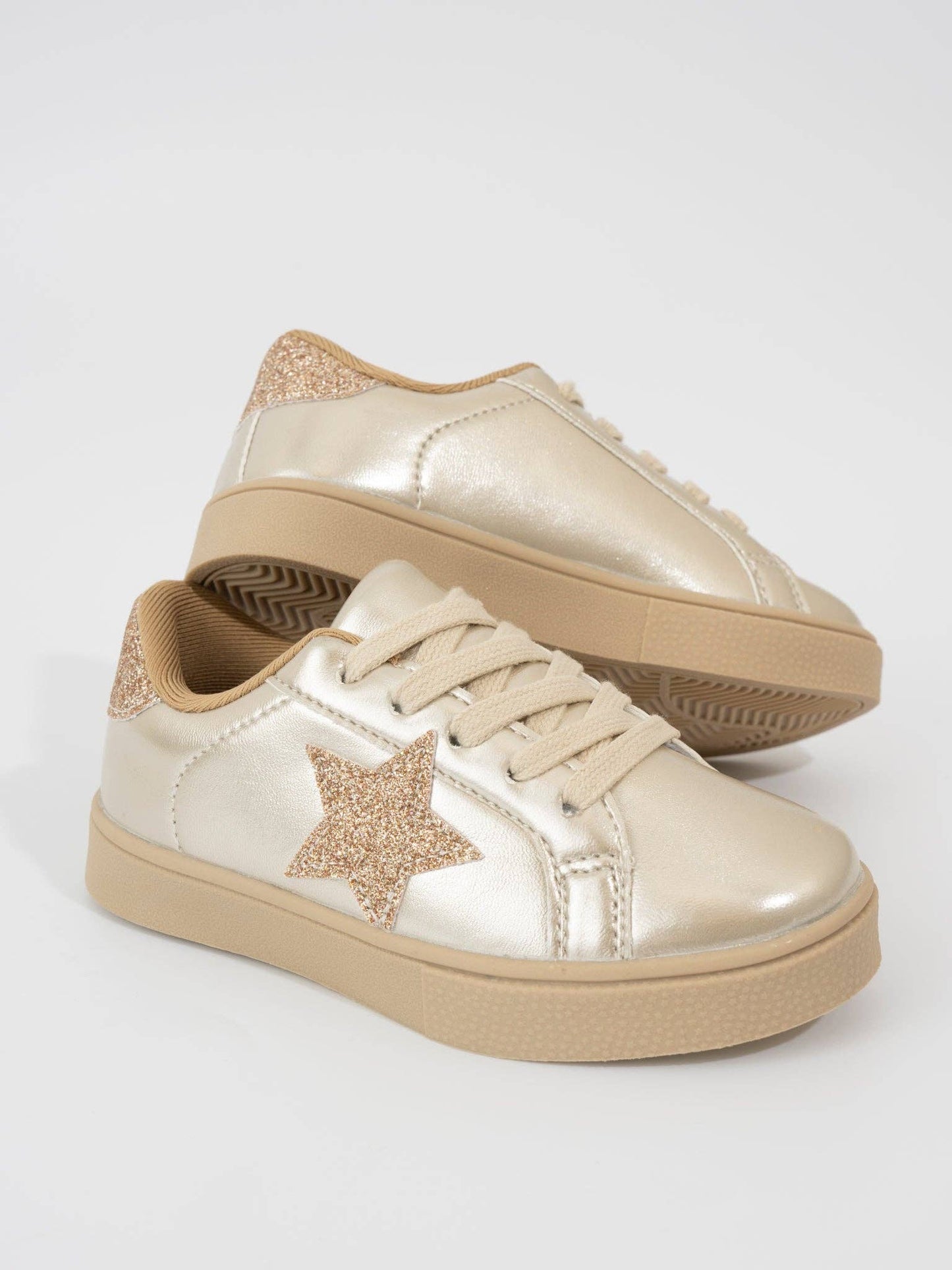 Girls' Holographic Sparkle Star Sneaker - Gold: 2Y