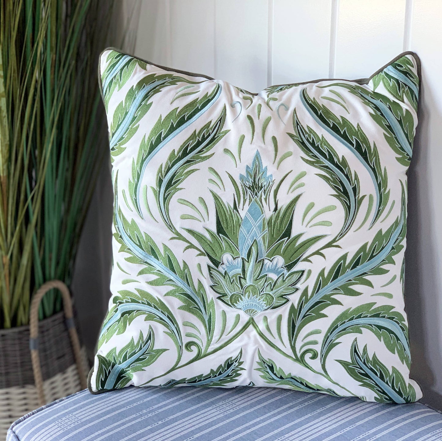 Green Morris Thistle Botanical Indoor/Outdoor Throw Pillow