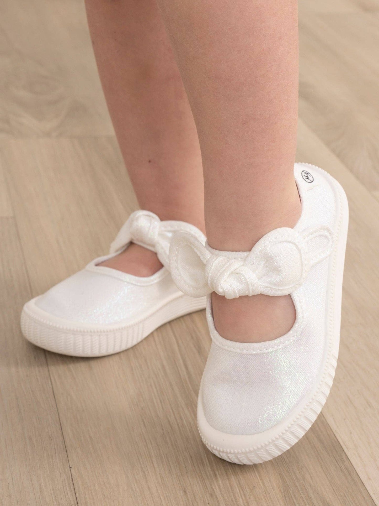 Girls' Sparkly Bow Mary Jane Sneaker: White Glitter / 3C