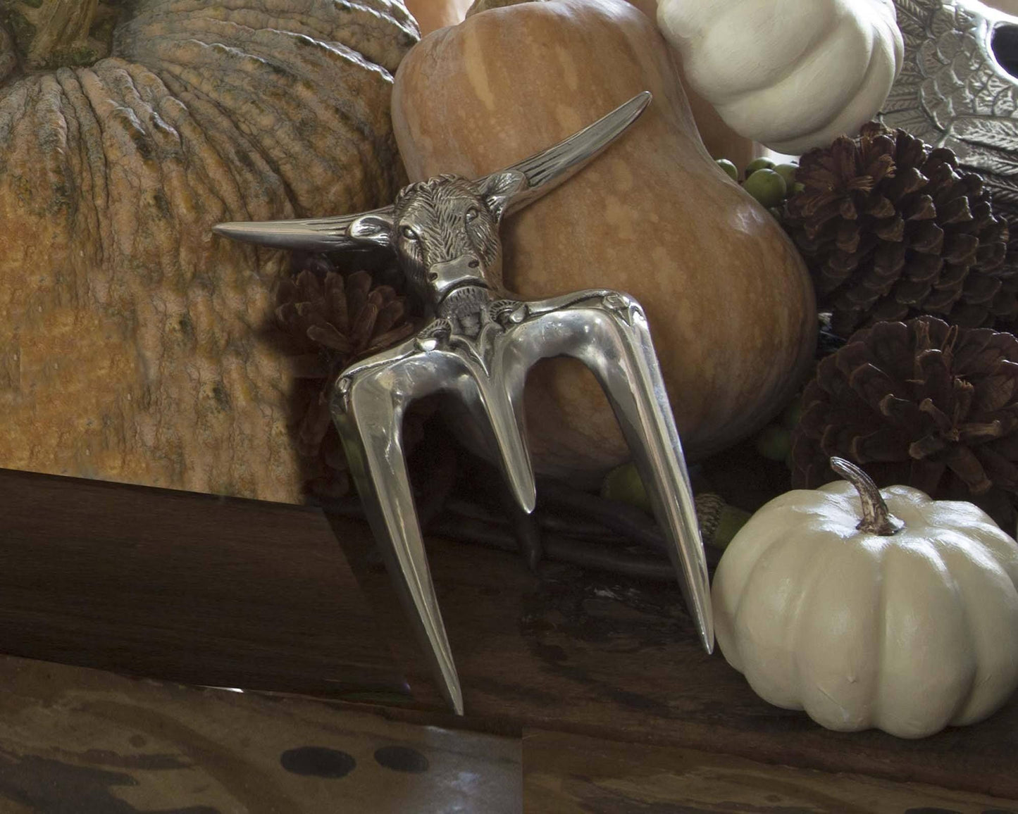 Steer Carving Fork - Edwina Alexis