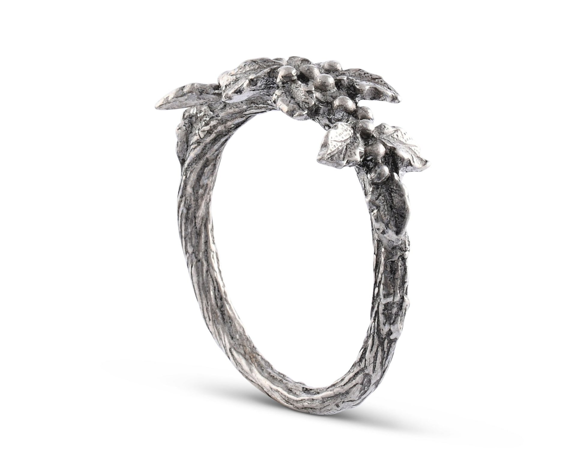 Holly Napkin Ring (Set of Four) - Edwina Alexis